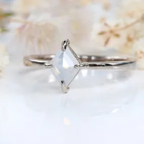 18ct White Gold Kite Shape Solitaire Opalescent Diamond Ring