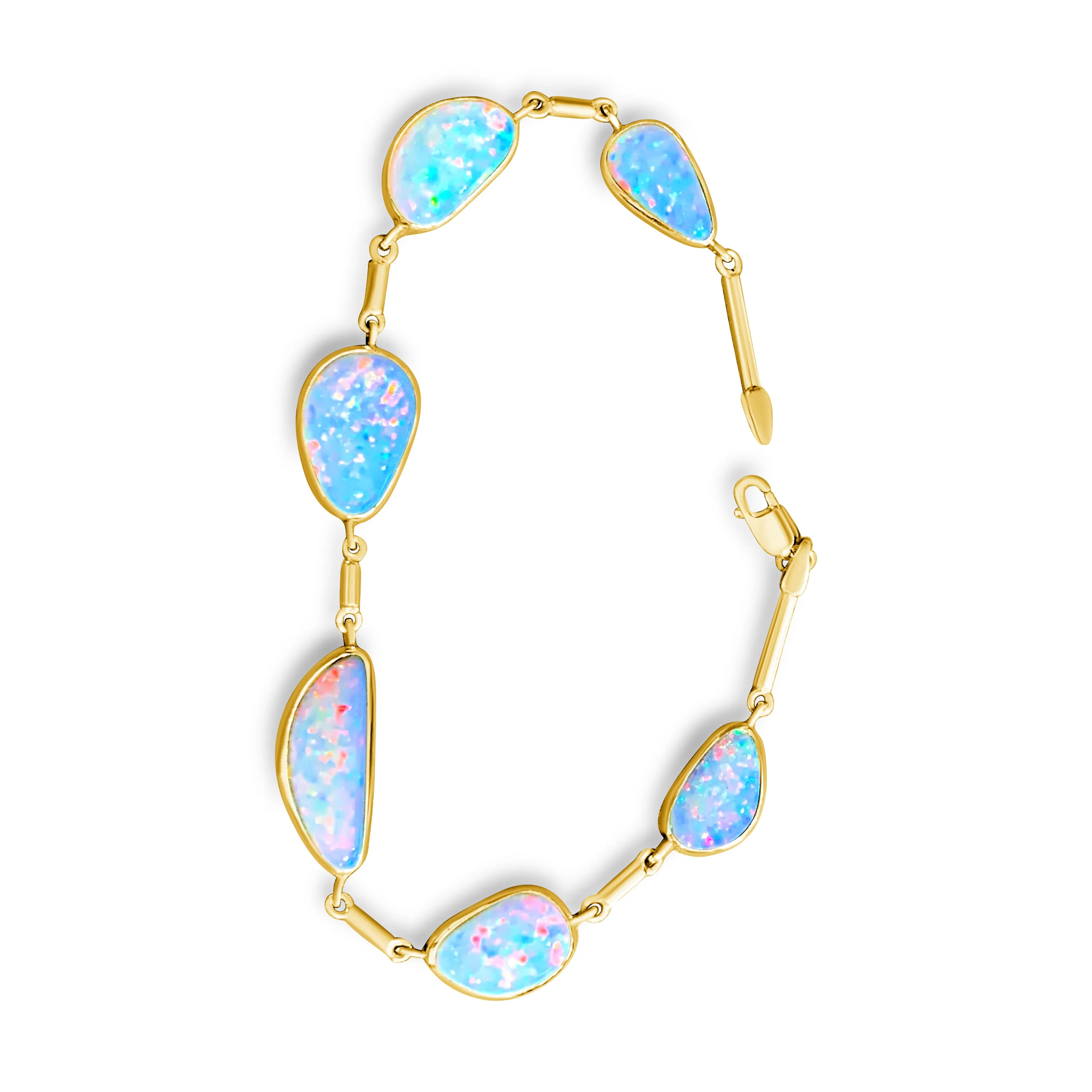 18kt Yellow Gold White Opal freeform 12.5ct bracelet
