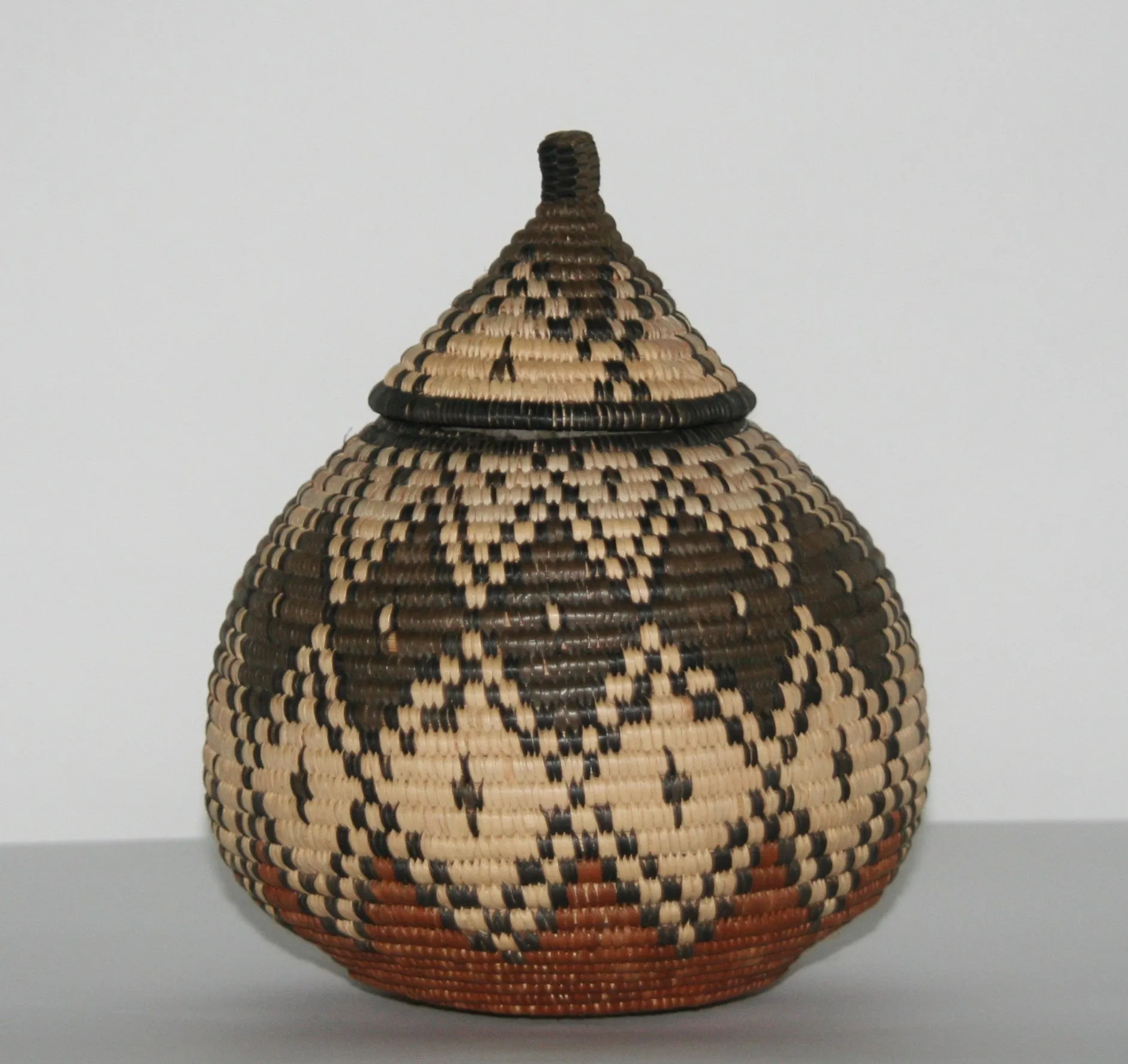 African Basket Zulu Ukhamba Beer Basket 9"H X 9"D X 21"C Vintage