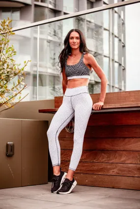 April Reversible Legging | Black & White