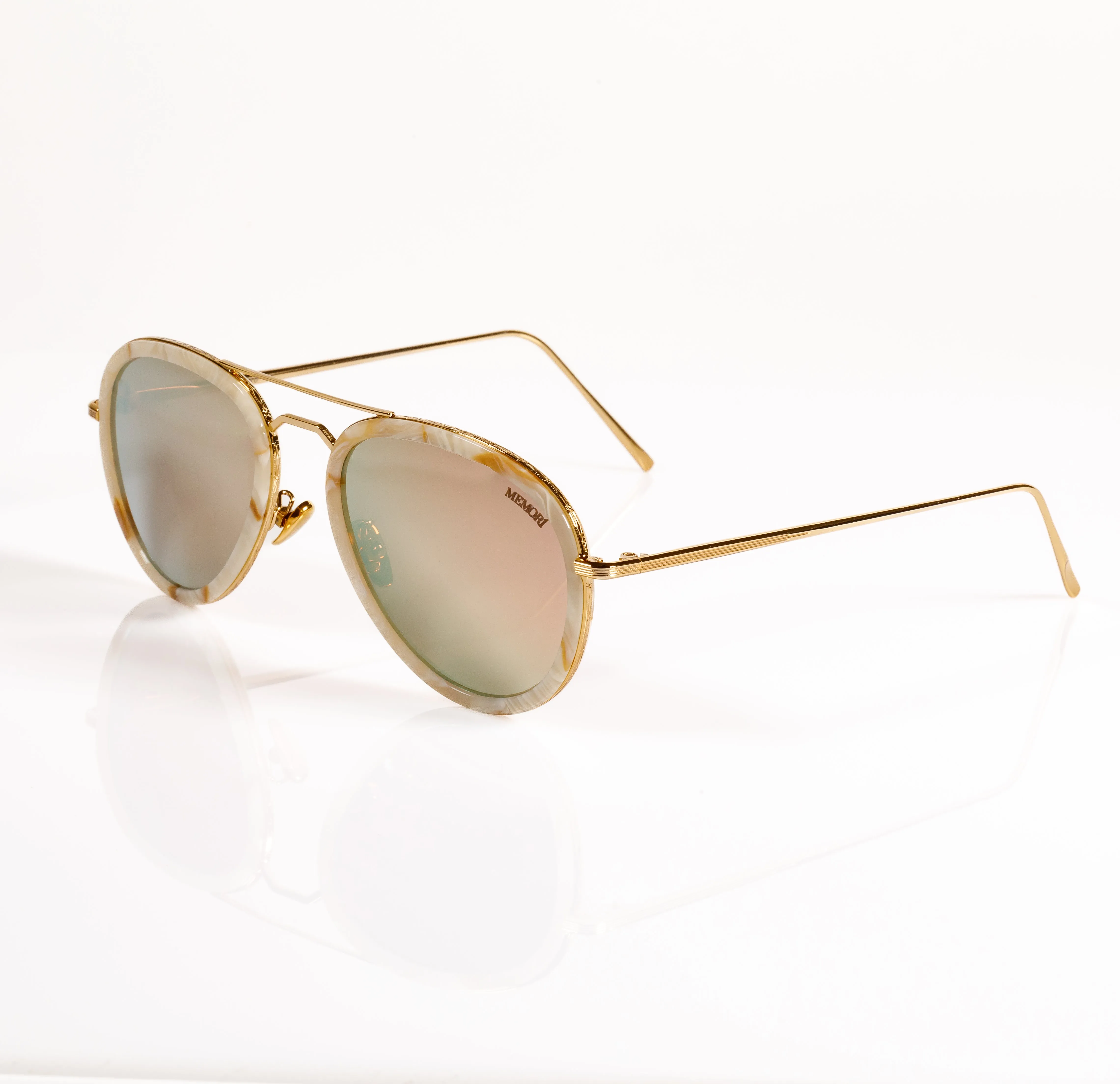 Aviator Sunglasses - Gold with mirrored lenses