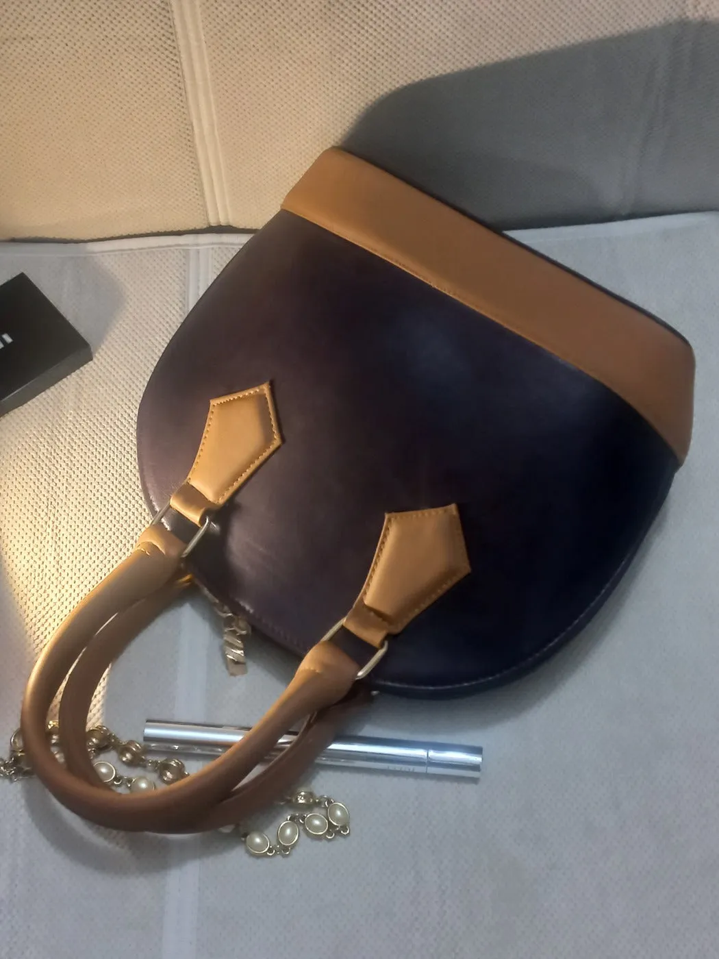 Half-Moon Cow Leather Hand Bag