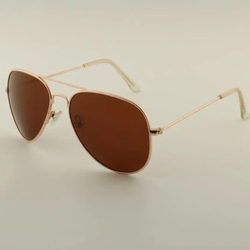 Polarized Aviator Sunglasses with UV Protection for Stylish Eye Safety