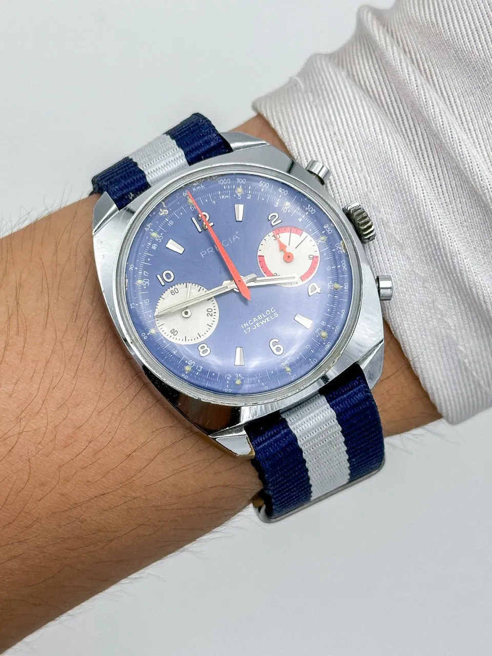 PRECIA CHRONOGRAPH SWISS VALJOUX 7733