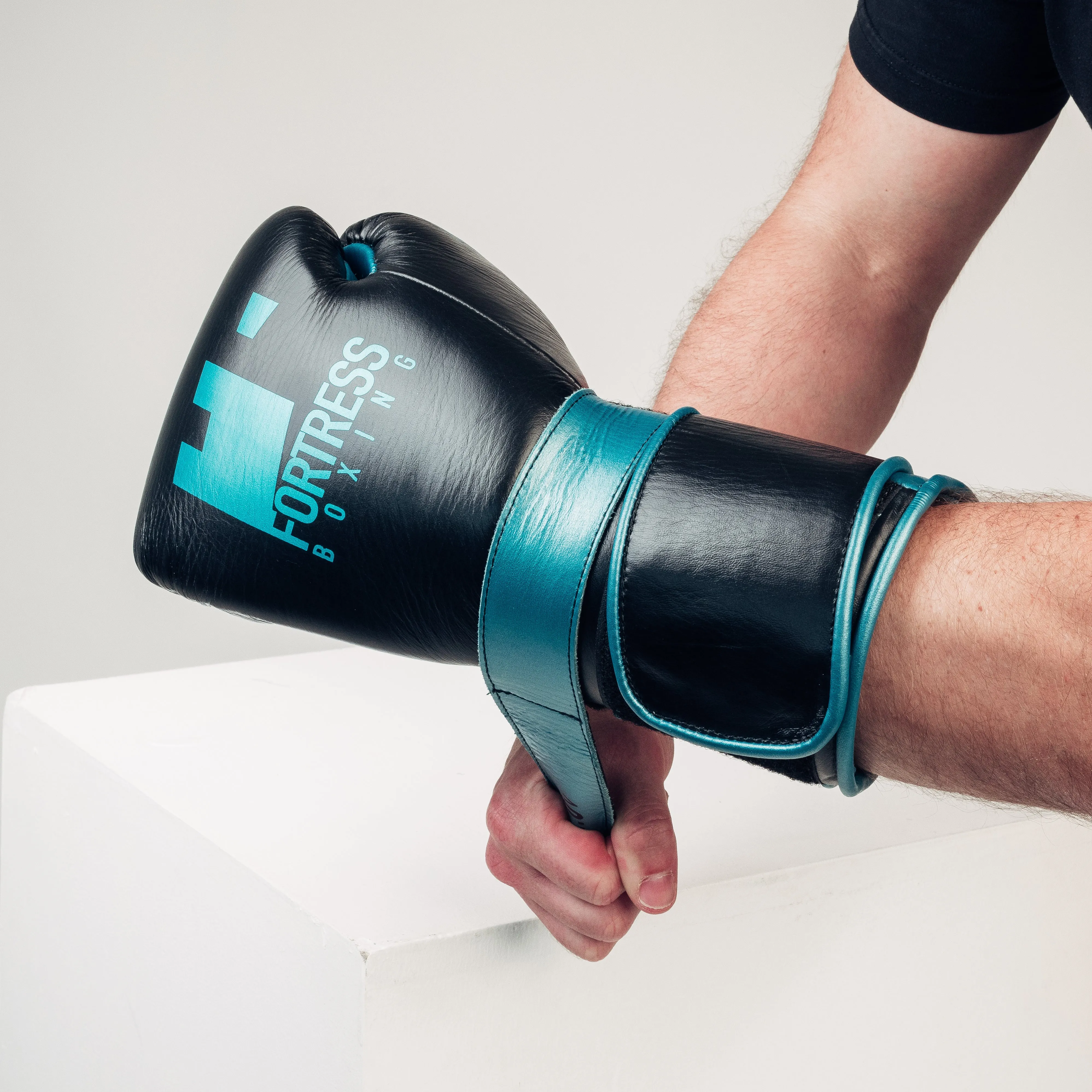 SS2.0 Velcro Training / Sparring Gloves