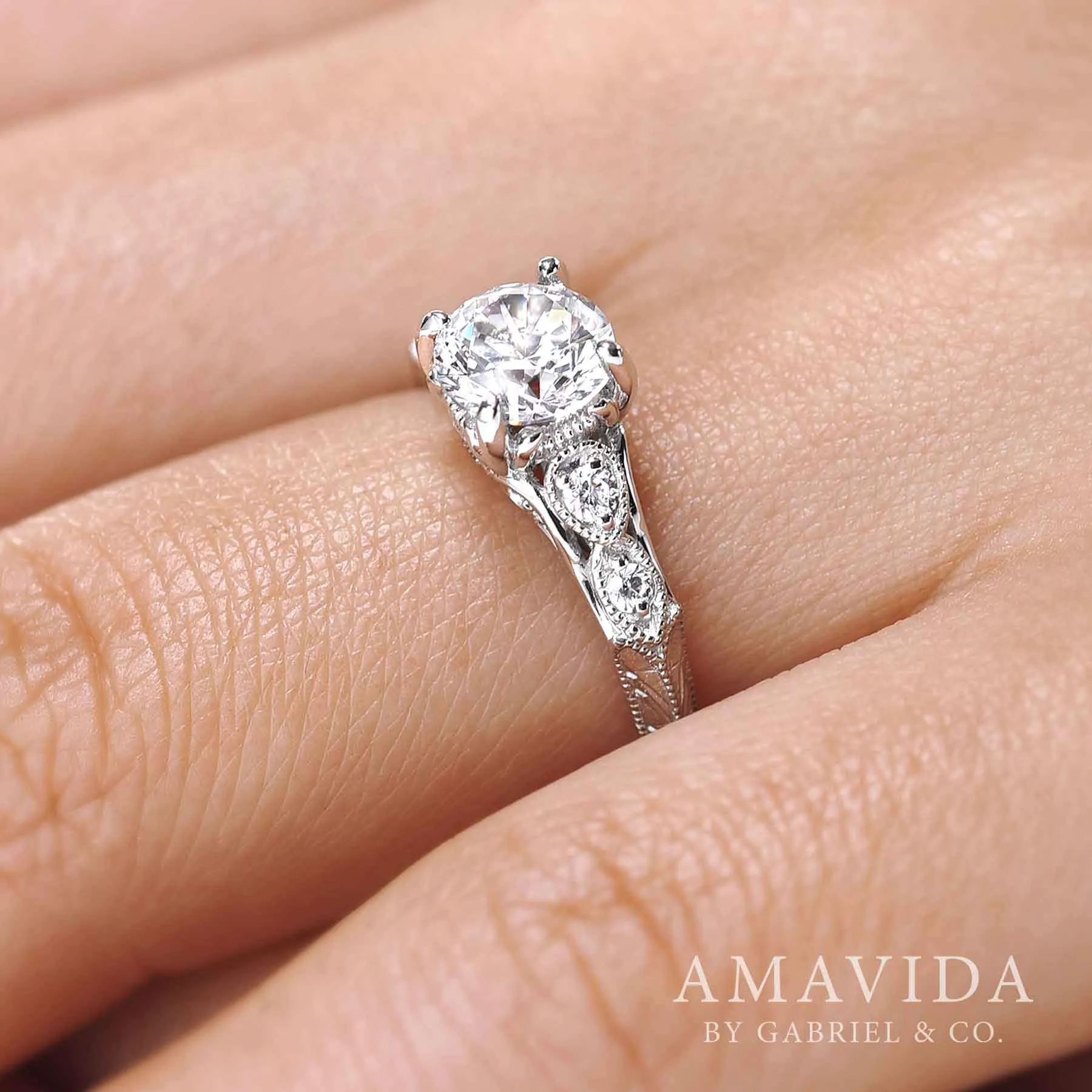 Vintage Inspired Amavida Diamond Ring 18K White Gold 501A